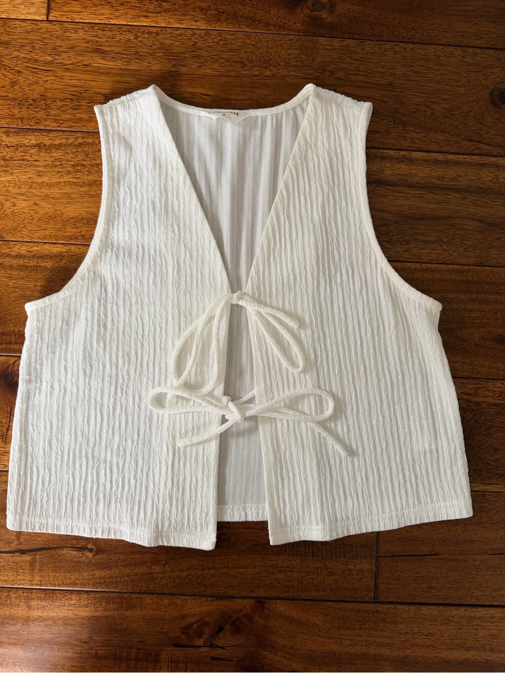 Commense White Textured Tie-Front Sleeveless Tunic